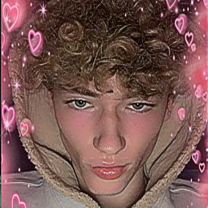 Meet your Posher, Tylar